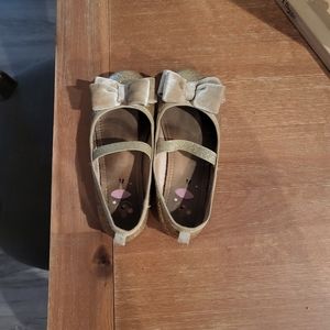 Golden H&M little girls shoes